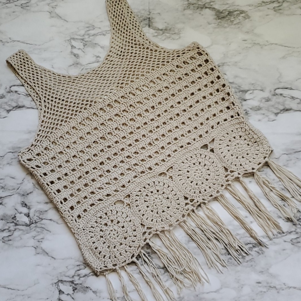 Runway Couture crochet top size small